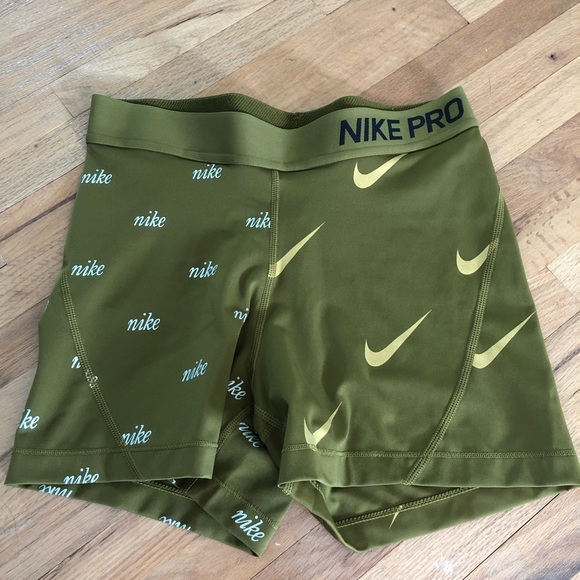 Nike Pants - Nike Pro Shorts Sz. M
